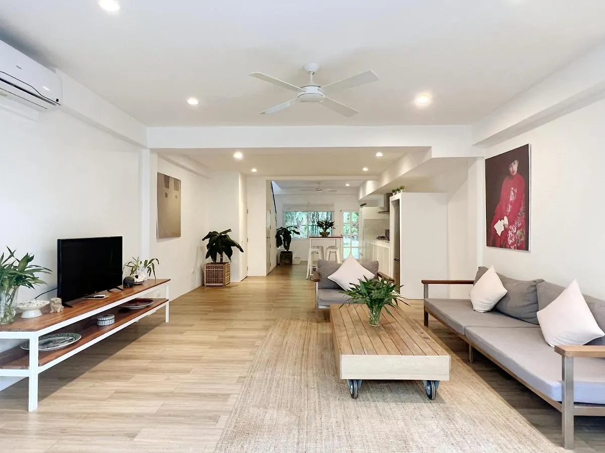 Isara Khao Lak Villa Vakantiehuis
