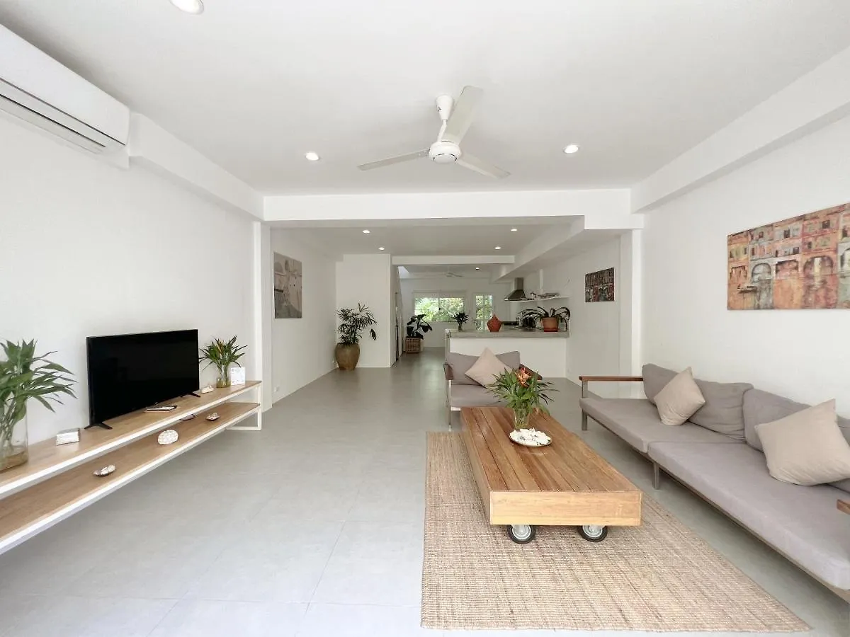 Isara Khao Lak Villa Vakantiehuis