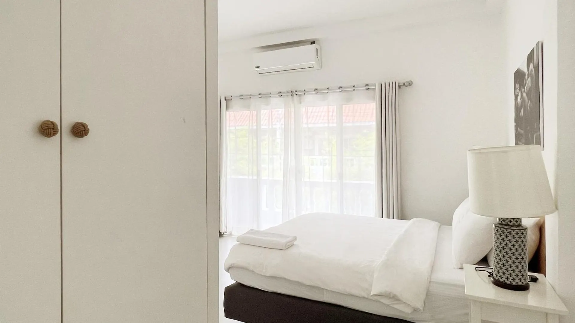 Isara Khao Lak Villa 0*,  Thailand